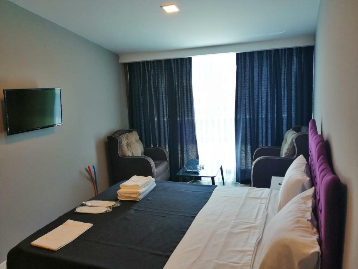 Plus Park Suite & Hotel Istanbul Bagian luar foto