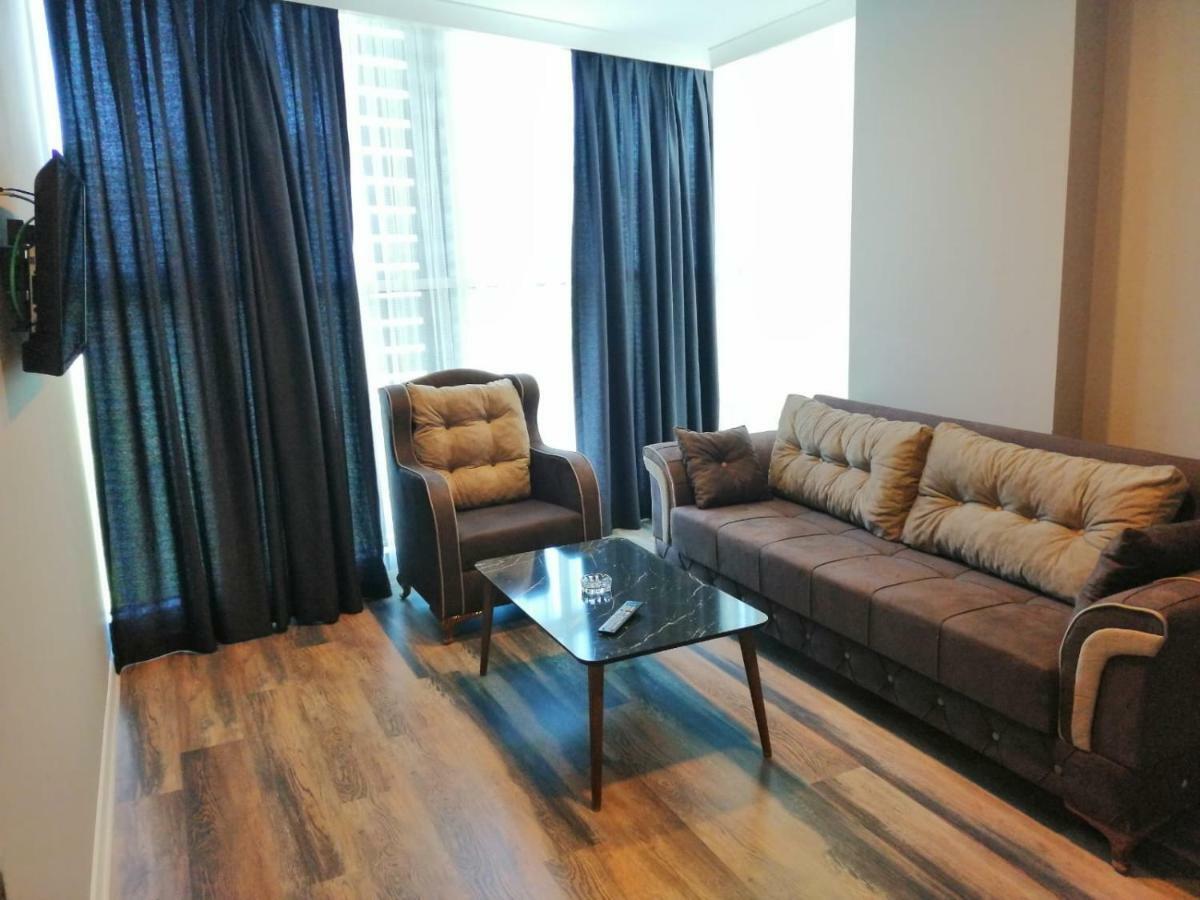 Plus Park Suite & Hotel Istanbul Bagian luar foto